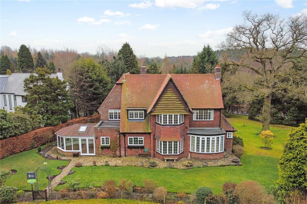 Warrington Road, Mere, Knutsford, Cheshire, WA16 4 bed detached house