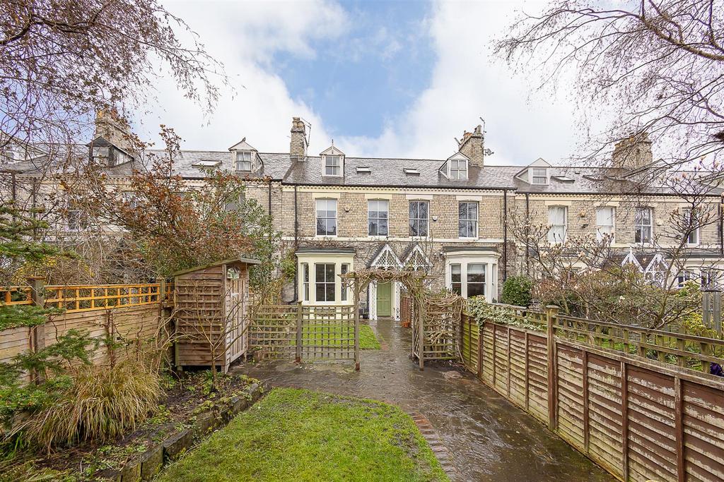 Holly Avenue, Jesmond, Newcastle upon Tyne 4 bed house for sale £575,000