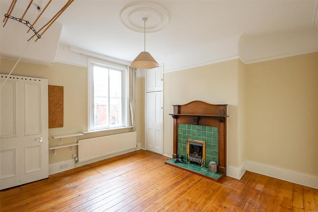 Lodore Road, High West Jesmond... 3 bed terraced house £295,000