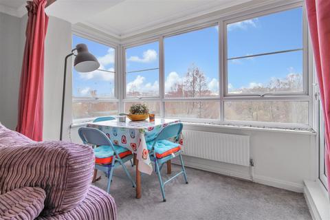 79 Greenacres, Brighton, BN1 6HR