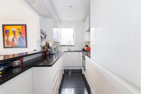3 bedroom flat to rent - Broadhurst Gardens, South Hampstead NW6