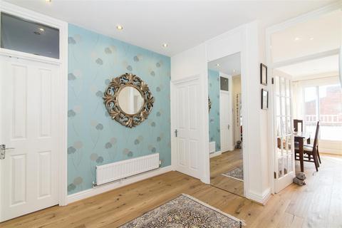 3 bedroom flat to rent - Broadhurst Gardens, South Hampstead NW6