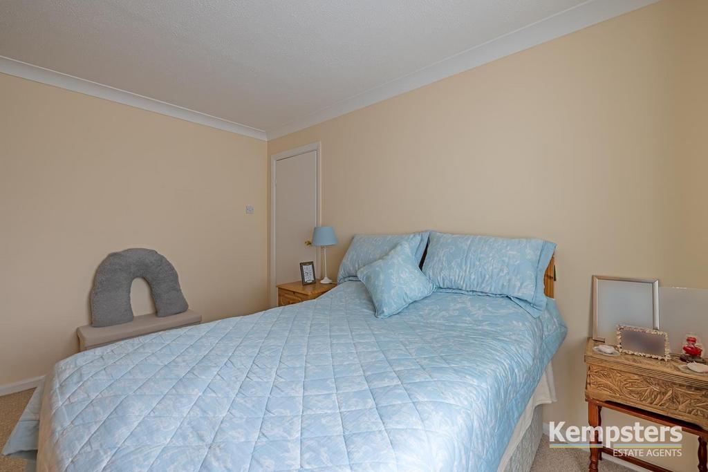 Bedroom 1 2nd.jpg