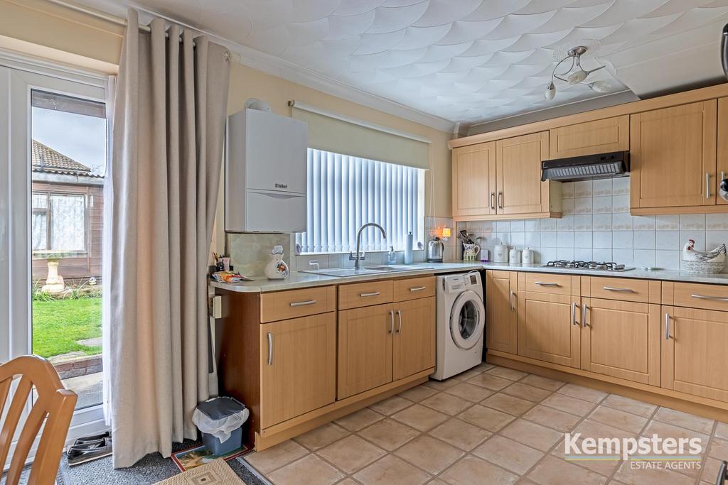 Kitchen Diner 4.jpg