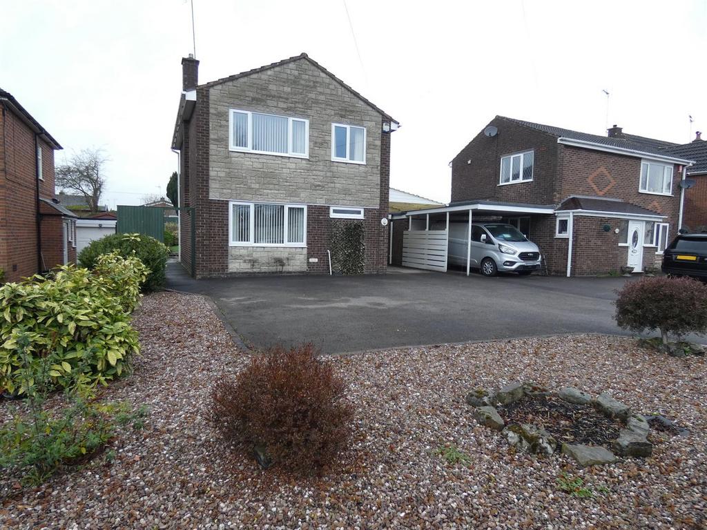 Tean Road, Cheadle, Stoke On Trent 3 bed detached house for sale £257,500