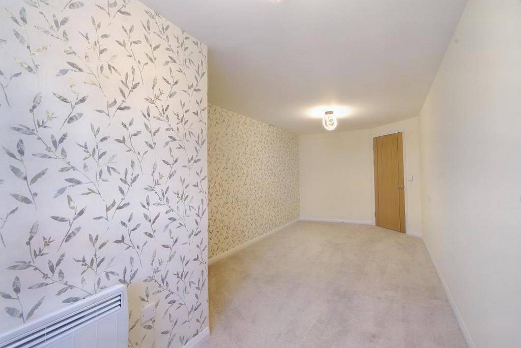 8541170-interior12 (Medium).JPG