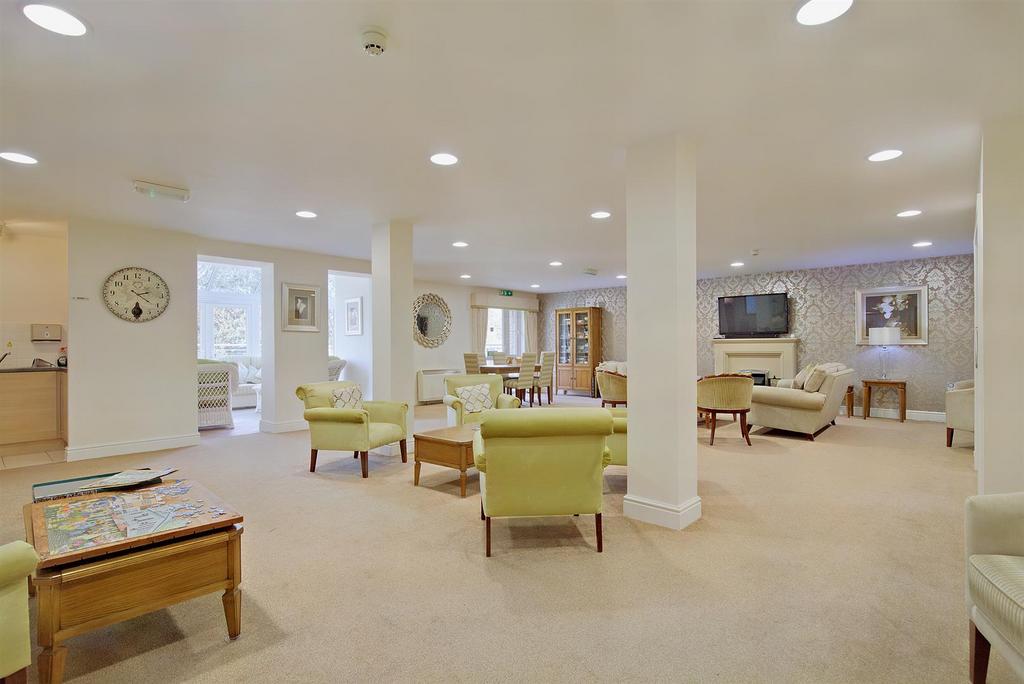 Homeowners Lounge
