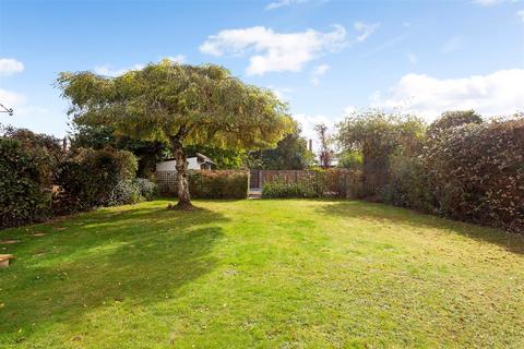7 Keith Road, Talbot Woods, Bournemouth, BH3 7DS