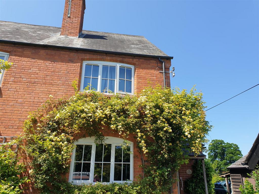 Nynehead, Wellington 4 bed semidetached house for sale £535,000