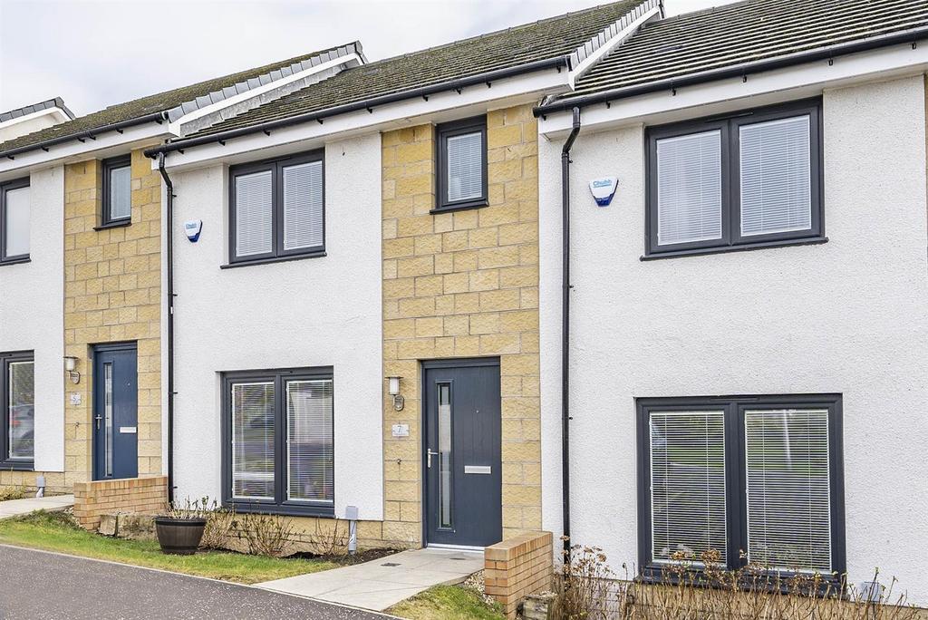 7 Parkside, Auchterarder PH3 1GG 3 bed terraced house £995 pcm (£230 pw)