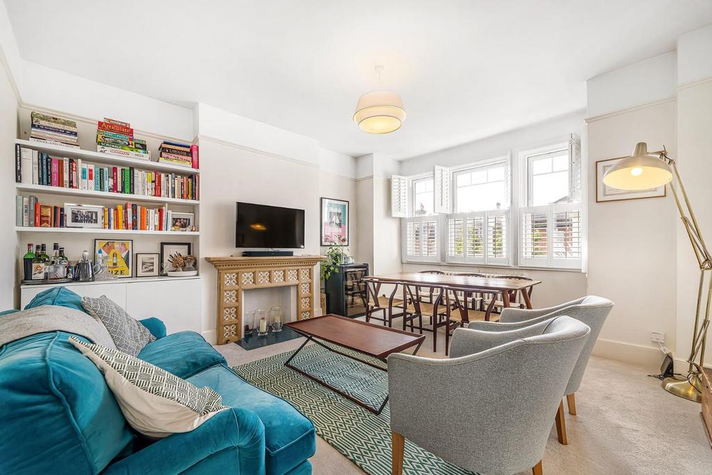 Lanercost Road, SW2 2 bed flat £625,000