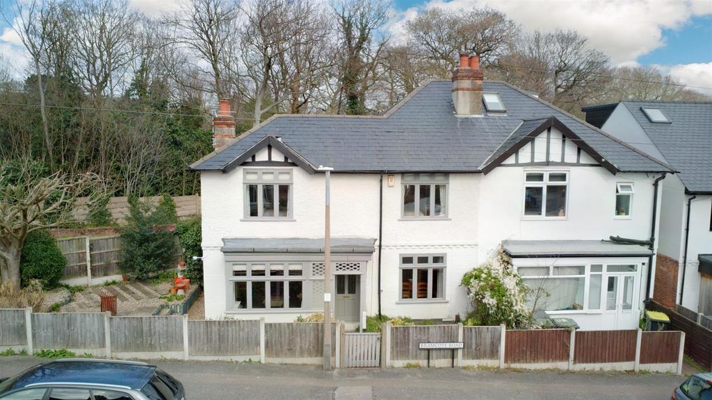 Bramcote Road, Beeston, Nottingham 3 bed semidetached house for sale