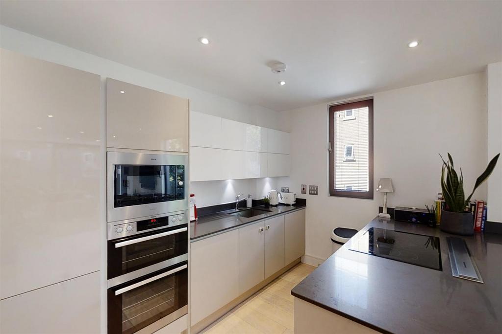 Noble House, Kings Place, W4 - FOR SALE