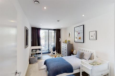 Flat 1, Noble House Kings Place, London, W4 4BA