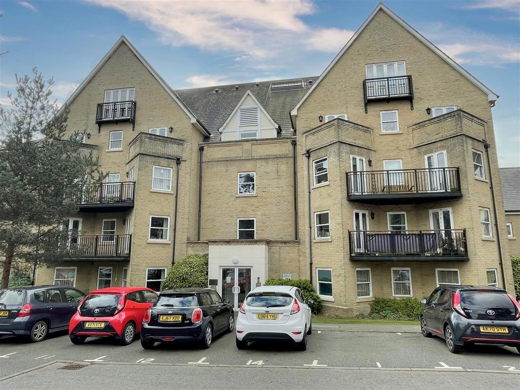 St. Marys Road, Ipswich 2 bed apartment for sale £185,000