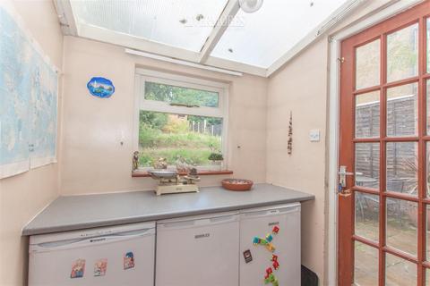 21 Old Road, Dartford, DA1 4DW