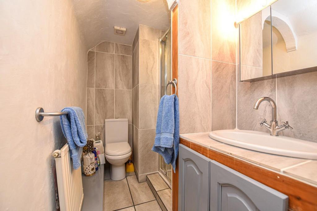 Bedroom Three Ensuite