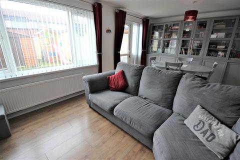 14 Aisher Road, London, SE28 8LH