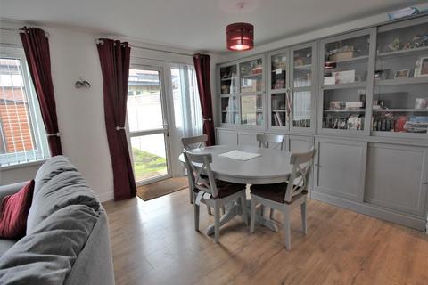 14 Aisher Road, London, SE28 8LH