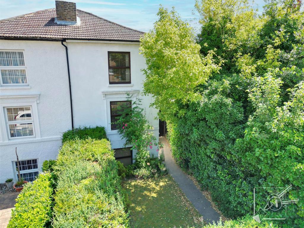 Darnley Road, Gravesend 4 bed house for sale £575,000