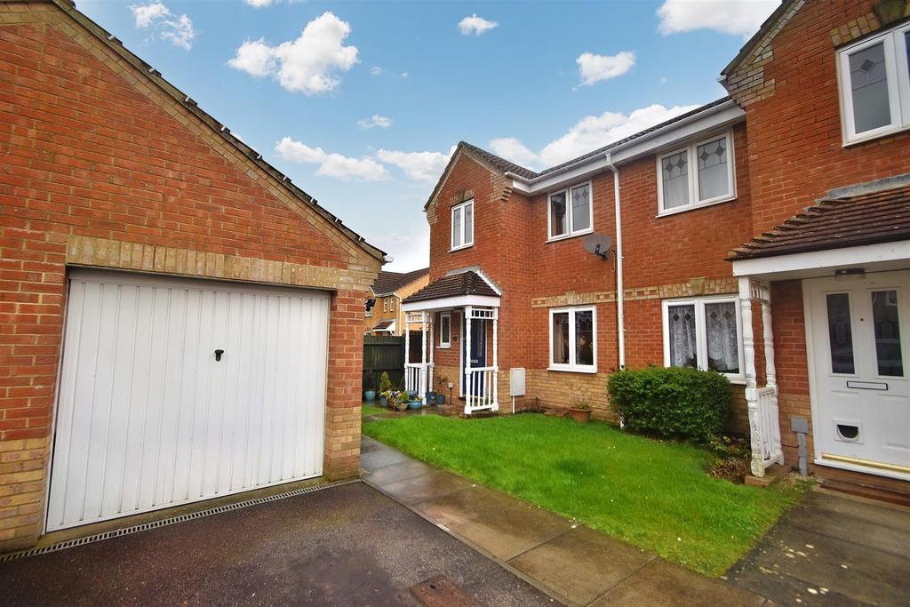 Jacobs Meadow, Portishead 3 bed semidetached house for sale £365,000