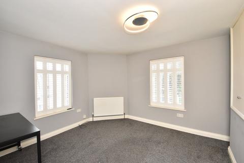 1 Pantile Road, Weybridge, KT13 9PY