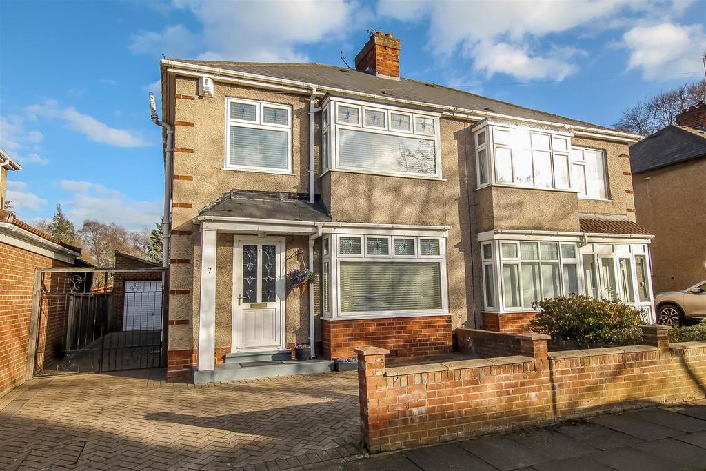 Staindrop Crescent, Darlington 3 bed semidetached house for sale £