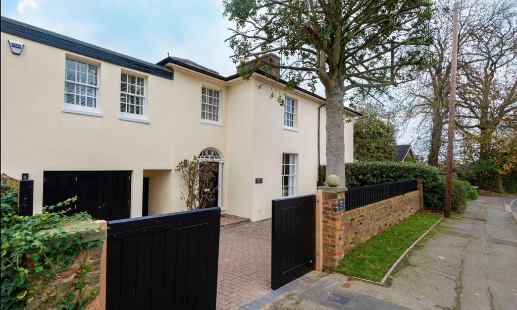 Elstree Road, Bushey Heath, Bushey 3 bed townhouse for sale £1,050,000
