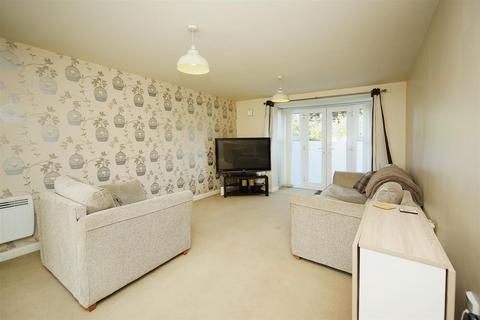 41 Gloucester Close, Redditch, B97 6AH