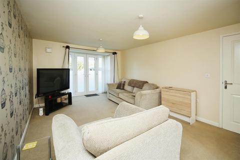 41 Gloucester Close, Redditch, B97 6AH
