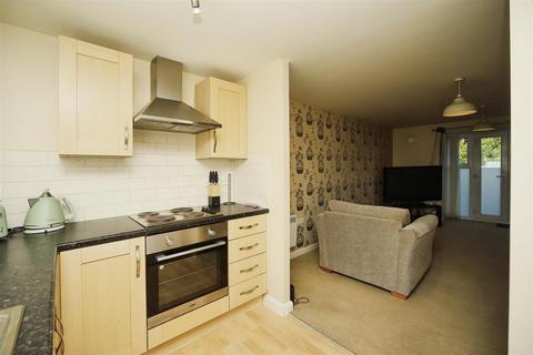 41 Gloucester Close, Redditch, B97 6AH