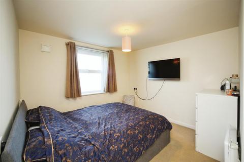 41 Gloucester Close, Redditch, B97 6AH