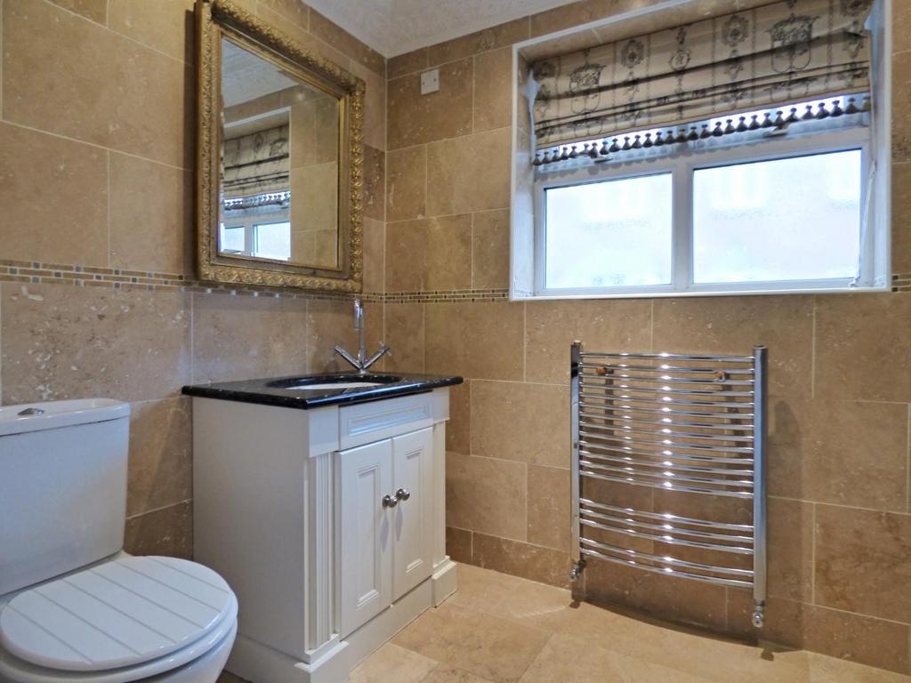 Family Shower Room.jpg