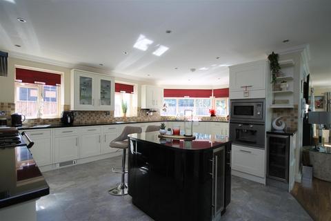 4 bedroom detached house for sale - Whinfell Road, Ponteland, Newcastle Upon Tyne