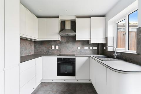 35 Pemberley Chase, West Ewell, Epsom, KT19 9LE