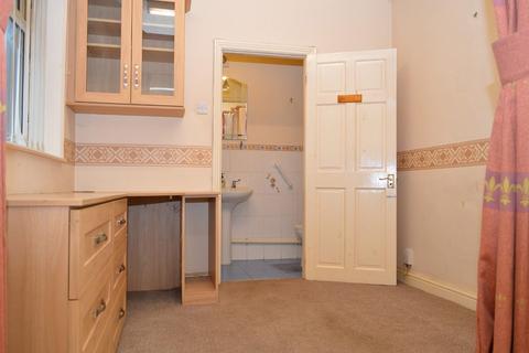 223 Heron Street, Oldham, OL8 4EB