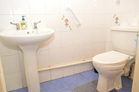 223 Heron Street, Oldham, OL8 4EB