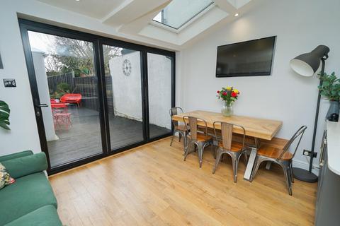 32 Waterloo Road, Leighton Buzzard, LU7 2NS