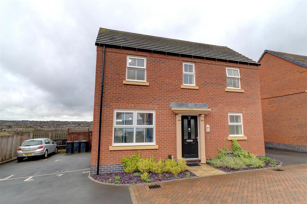 Barber Mews, Camp Hill, Nuneaton 4 bed detached house for sale £270,000