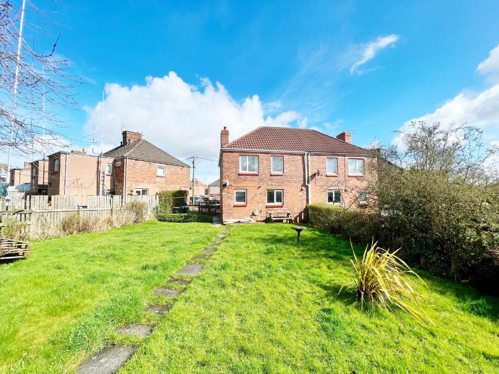 Berry Avenue, Trimdon Grange, 3 bed semidetached house for sale £89,950