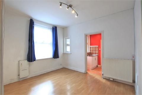 321 Martindale Road, Hounslow, TW4 7HG