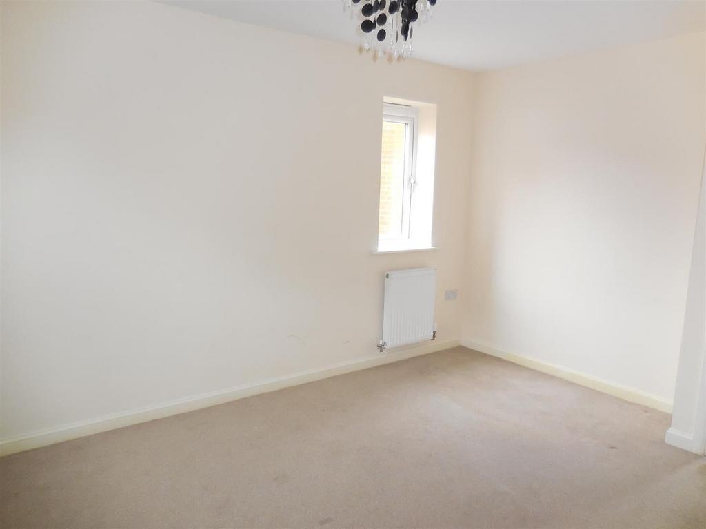 6 Hendon AvenueWolverhamptonWest... 3 bed semidetached house £249,950
