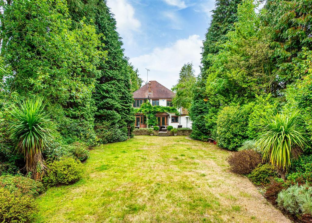 Dalkeith, 25 Tinacre Hill, Wightwick 4 bed detached house £675,000