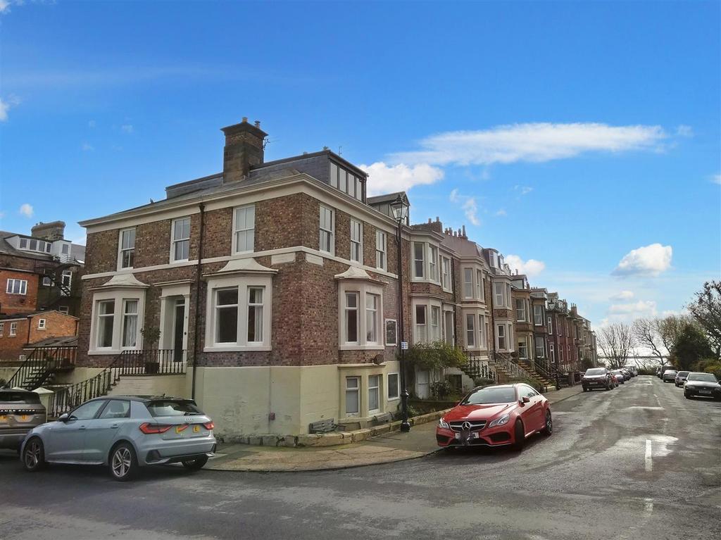 Northumberland Terrace, Tynemouth 2 bed apartment £300,000
