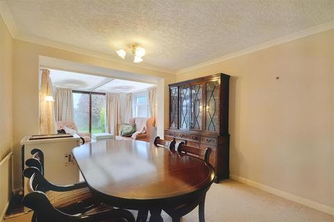 4 Darsway, Castle Donington, Derby, DE74 2RZ