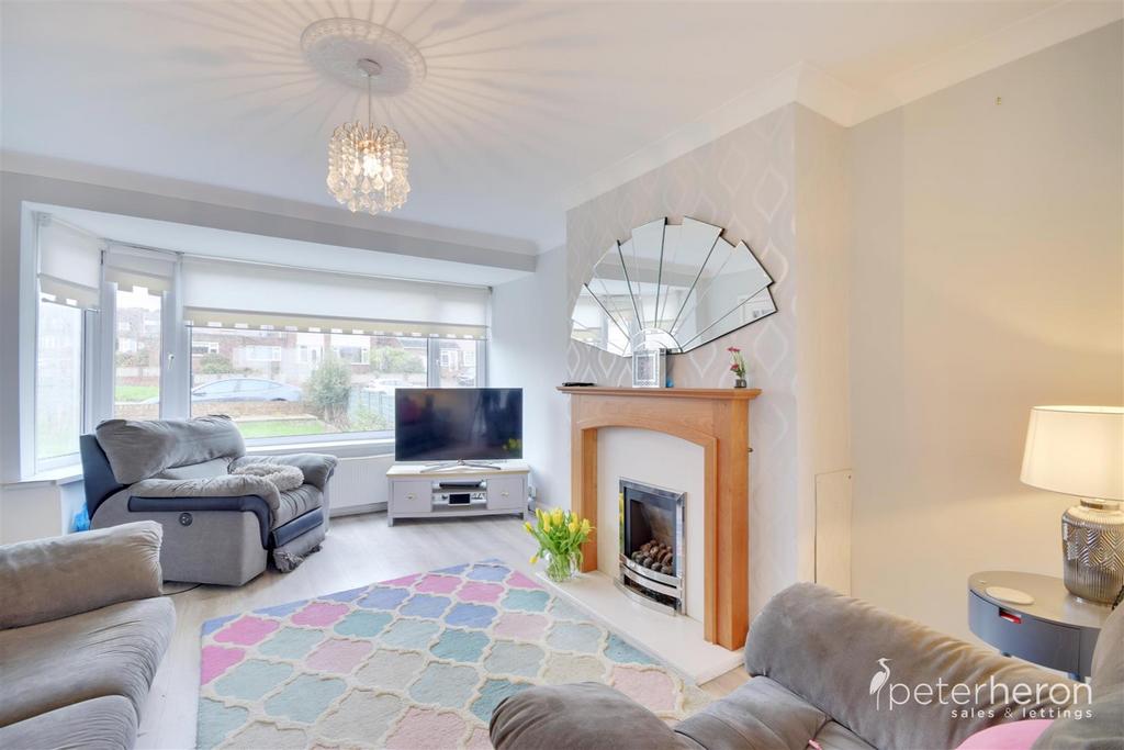 Leechmere Road, Tunstall, Sunderland 4 bed semidetached house £179,950