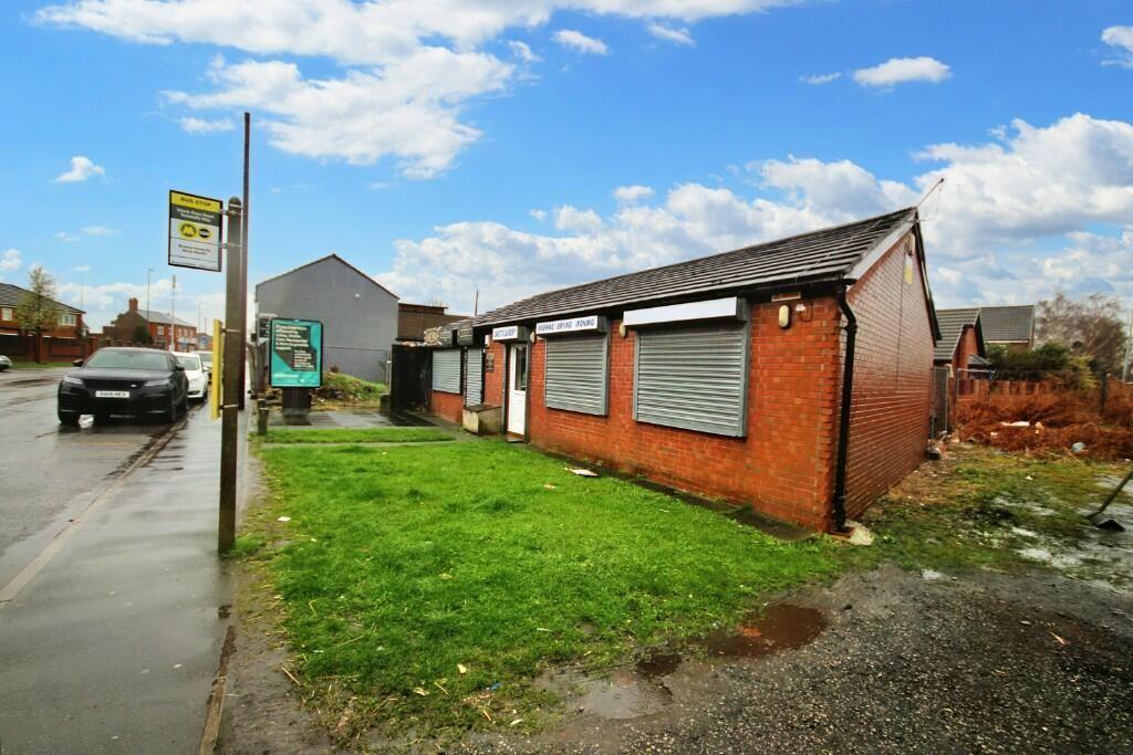Clock Face Road, St. Helens... Retail property (high street) £45,000