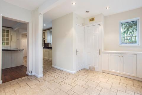 4 bedroom semi-detached house to rent, Kingswick Drive, Sunninghill, Berkshire