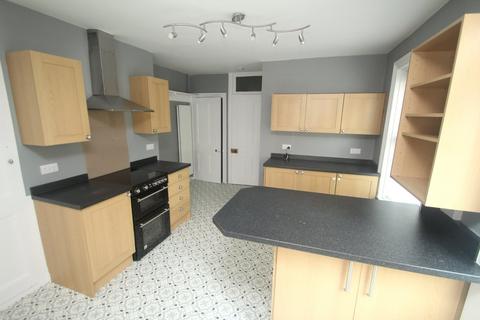 4 bedroom terraced house to rent, Forest Lane, Harrogate, North Yorkshire, UK, HG2