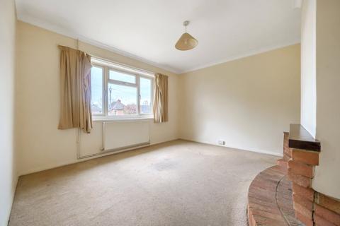 36 Elmside, Milford, Godalming, GU8 5EG